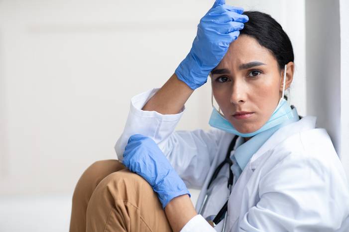young-woman-doctor-having-diffic.jpeg