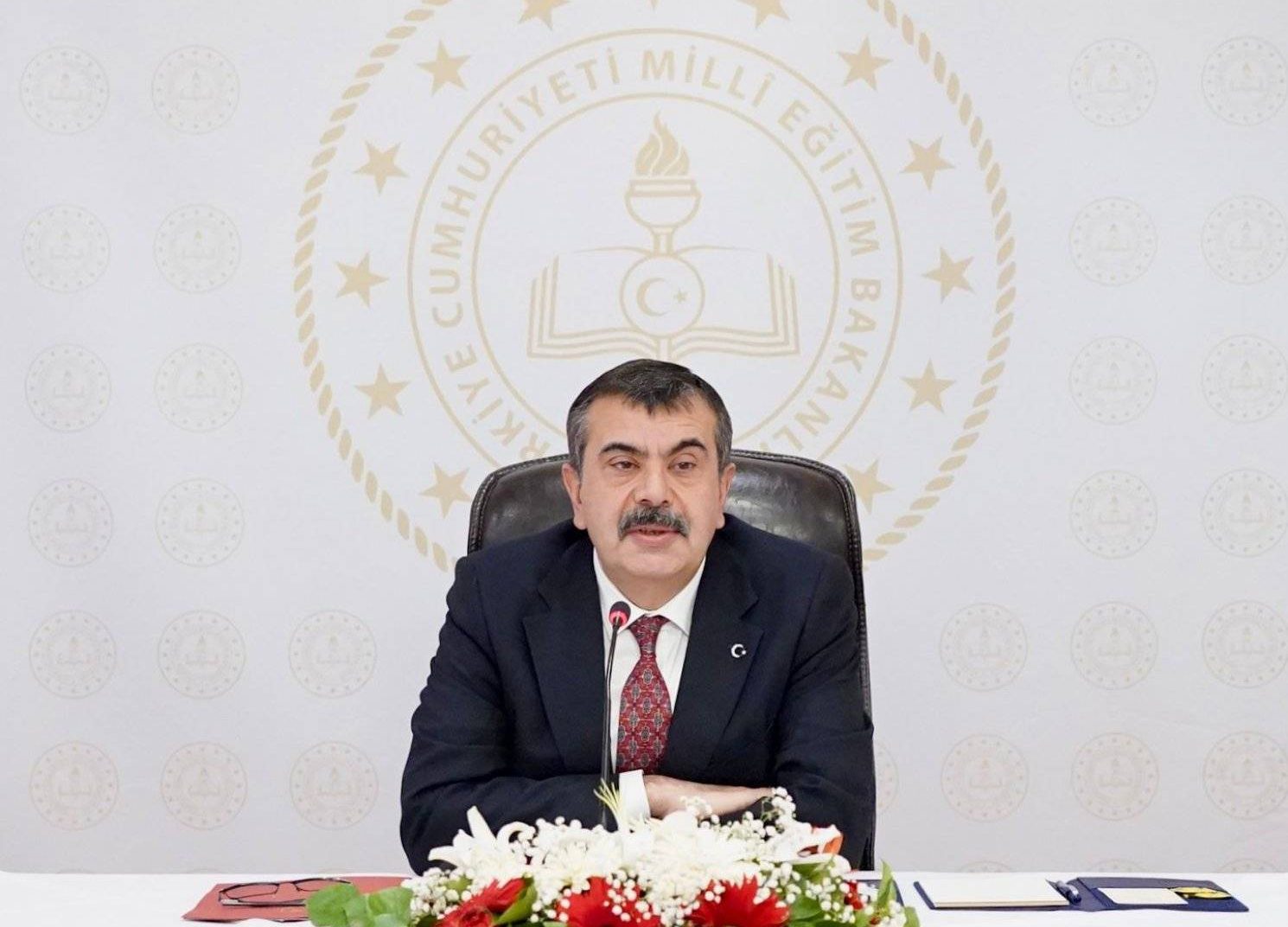 bakan tekin