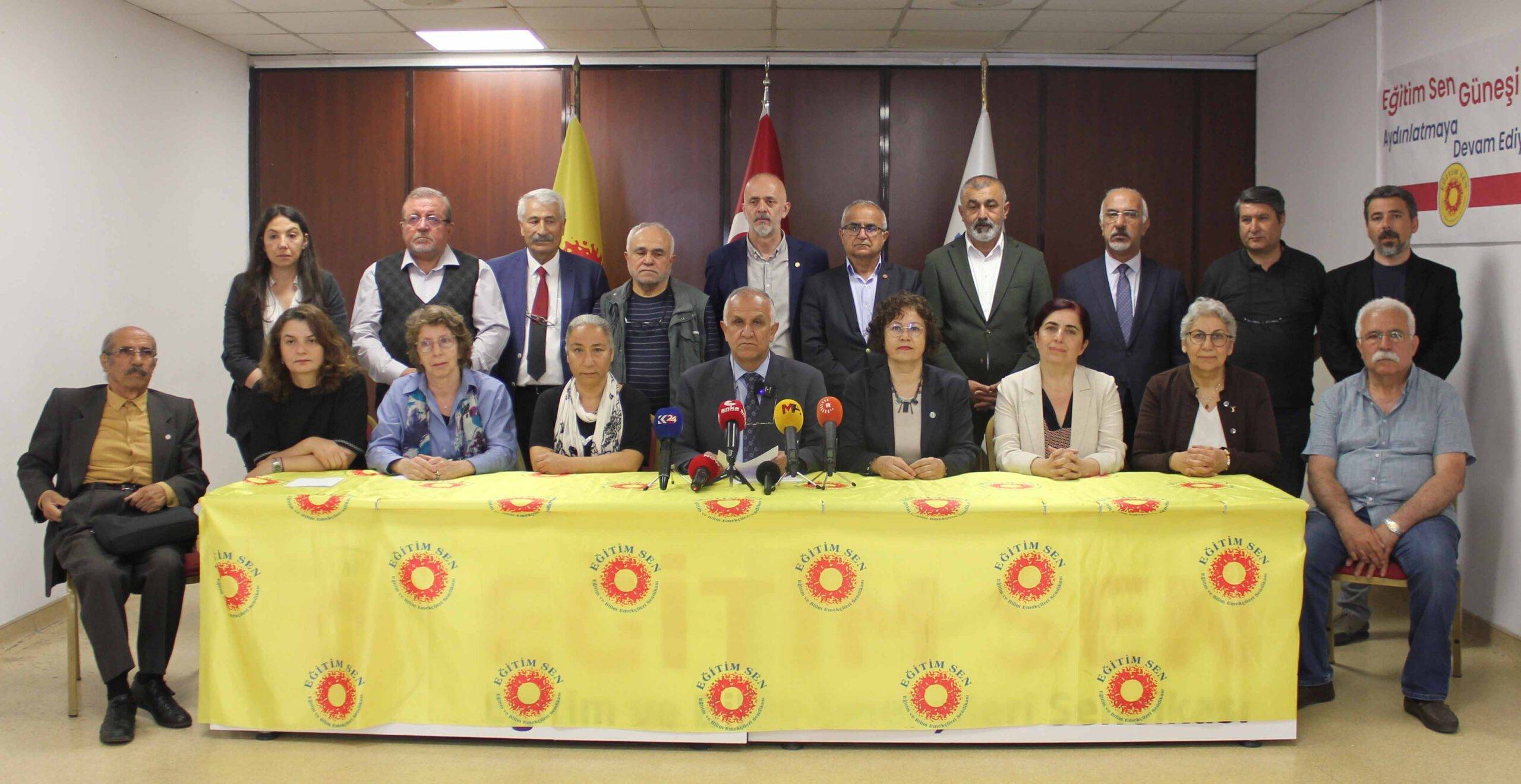 EGITIM-SEN-MUFREDAT-ACIKLAMASI.jpg