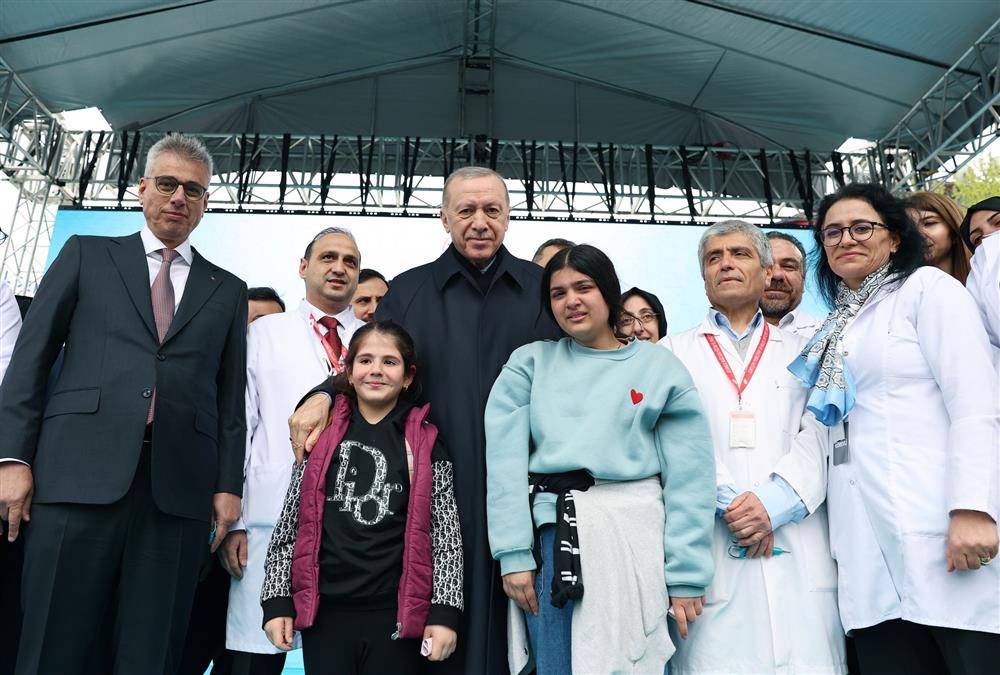 Sağlık Bakanı Prof. Dr. Kemal Memişoğlu, İstanbul’da, Bağcılar Kadın Doğum ve Çocuk Hastalıkları Hastanesi Açılış Töreni’ne katıldı.